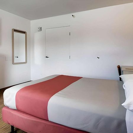 Park Inn By Radisson, Woods Cross Екстериор снимка