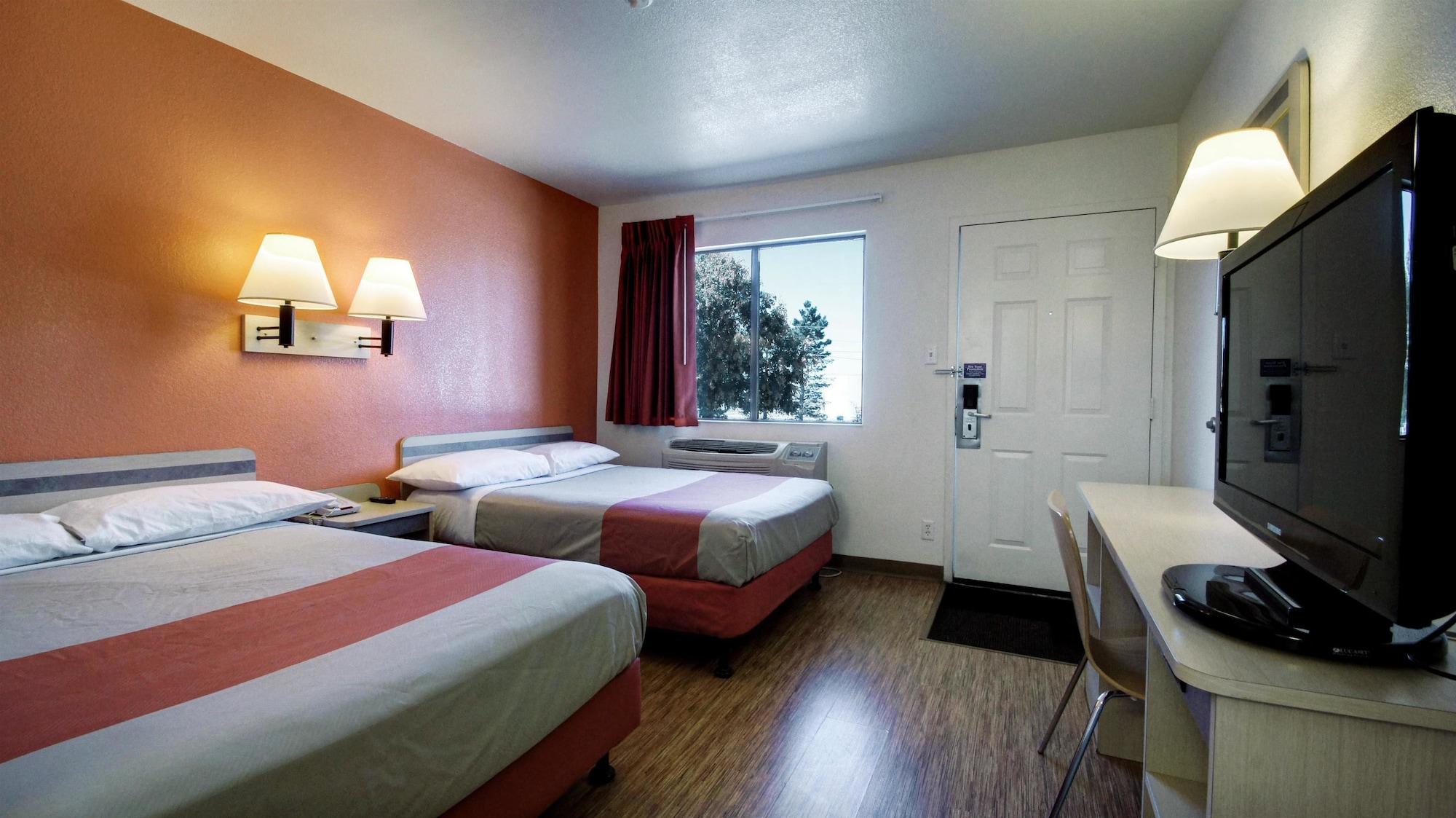 Park Inn By Radisson, Woods Cross Екстериор снимка